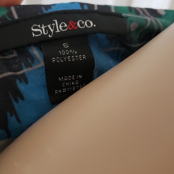 Beaded Batwing Top - Picture 10 of 11